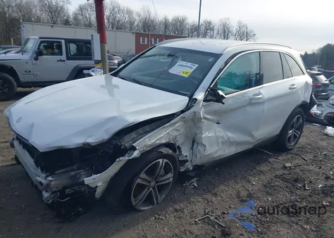 2016 Mercedes-Benz Glc 300 4Matic из США, поврежденный, VIN WDC0G4KB3GF092014